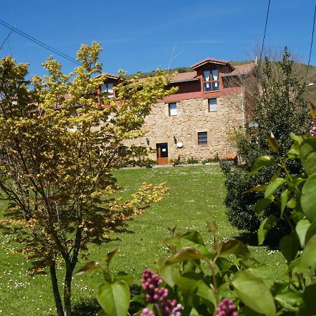 Albergue La Torre Santiurde de Reinosa 外观 照片