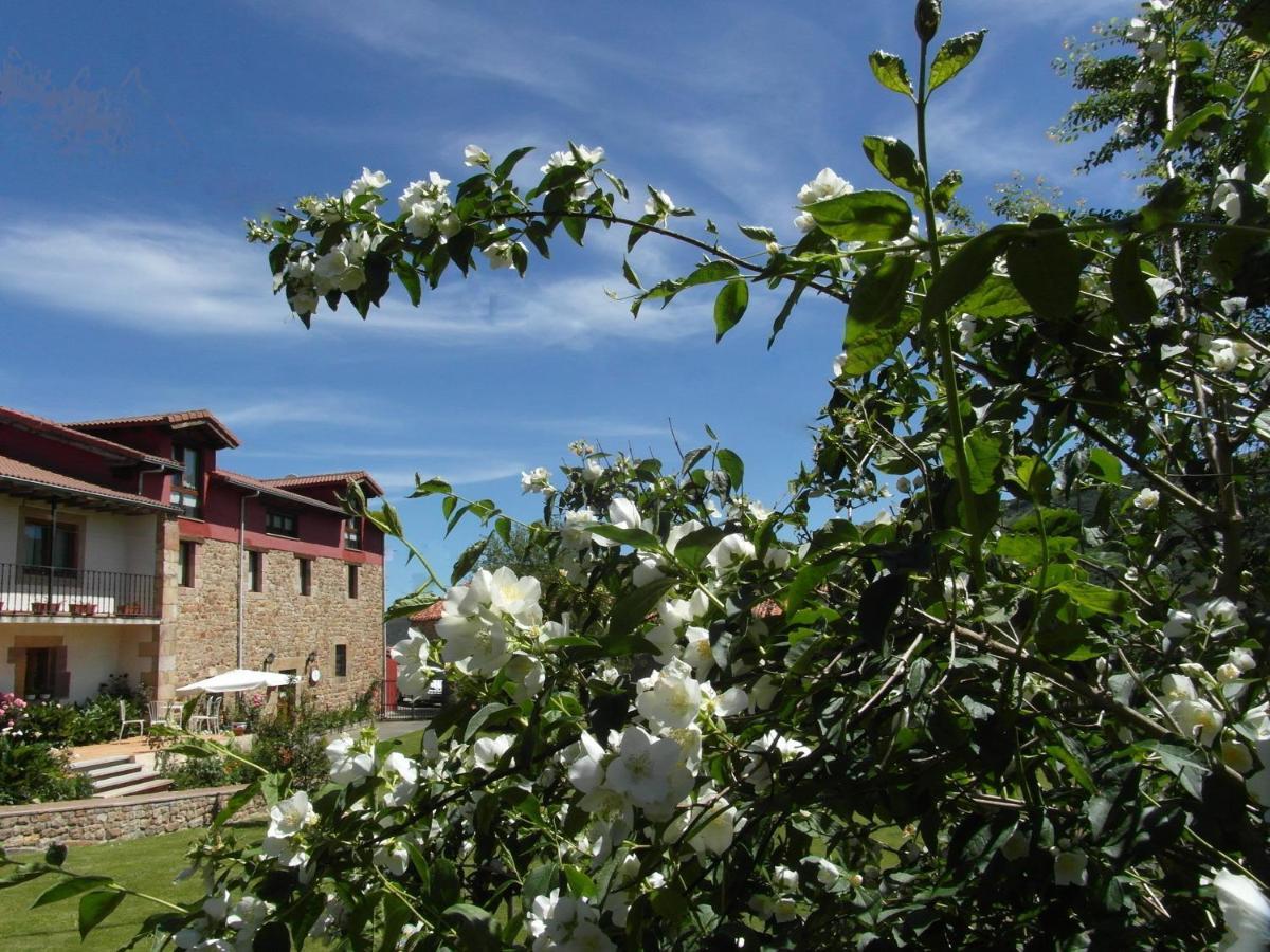 Albergue La Torre Santiurde de Reinosa 外观 照片