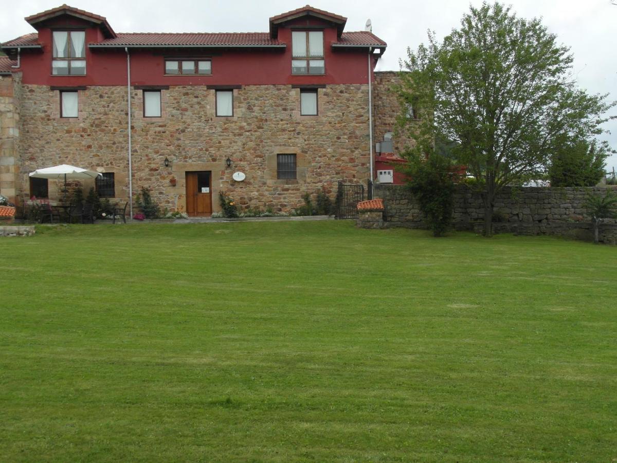 Albergue La Torre Santiurde de Reinosa 外观 照片