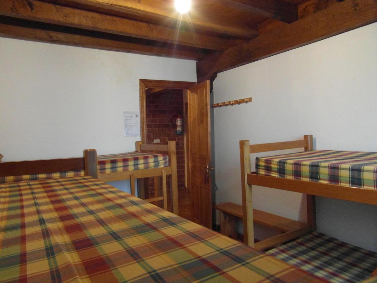 Albergue La Torre Santiurde de Reinosa 外观 照片