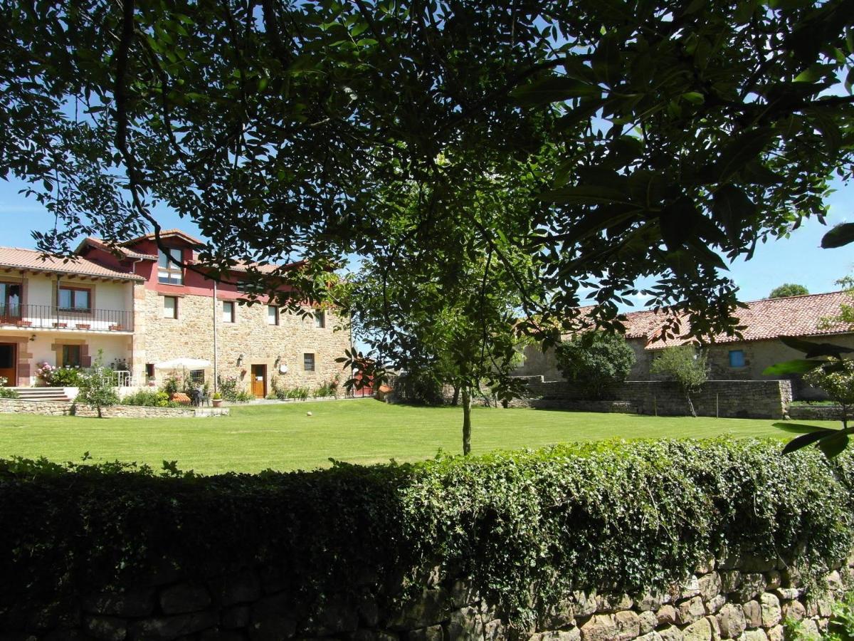 Albergue La Torre Santiurde de Reinosa 外观 照片
