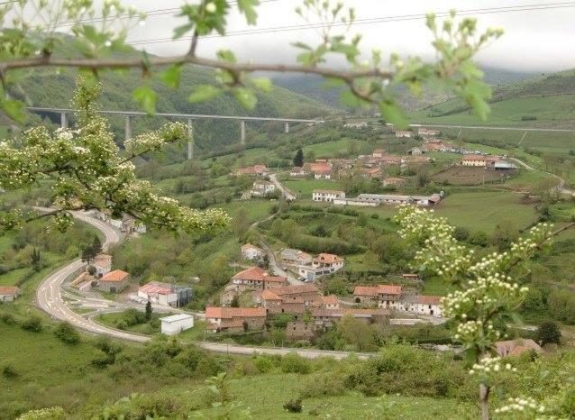 Albergue La Torre Santiurde de Reinosa 外观 照片